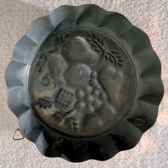 Vintage Copper Jelly Mold Food Mold Fruit Design Wall Decor - Picture 4 of 15